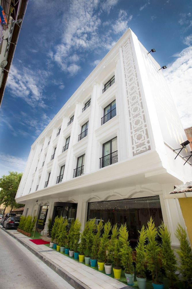 undefined Royal Inci Airport Hotel 9