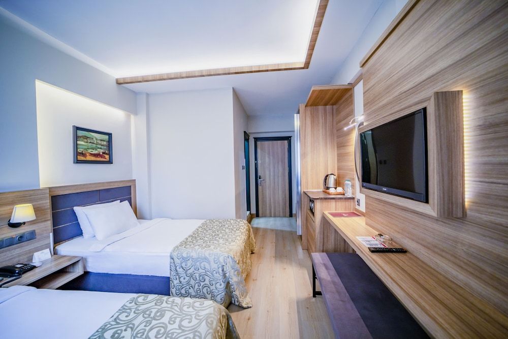 Aksular Hotel Standard Twin Room, Multiple Beds, Courtyard View 4