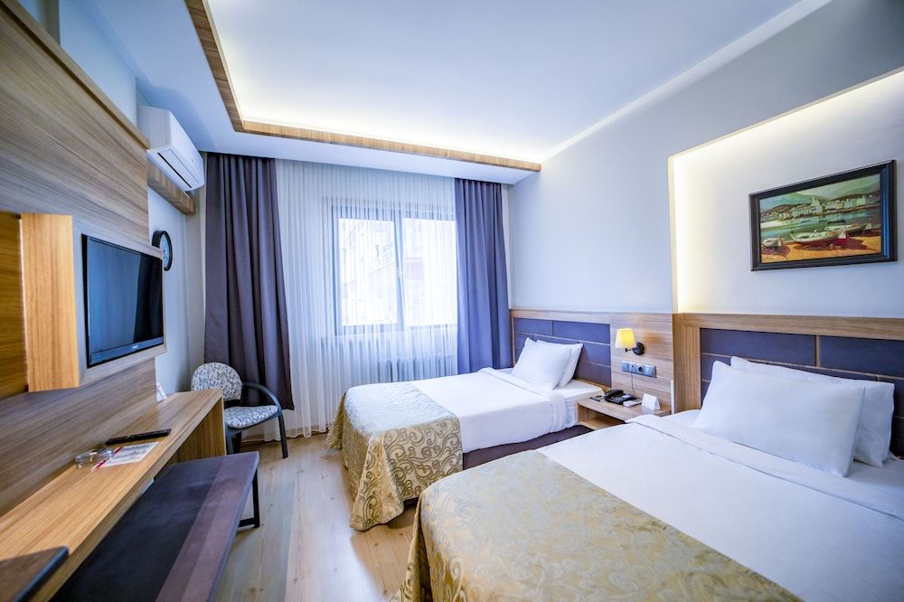Aksular Hotel Standard Twin Room, Multiple Beds, Courtyard View 2