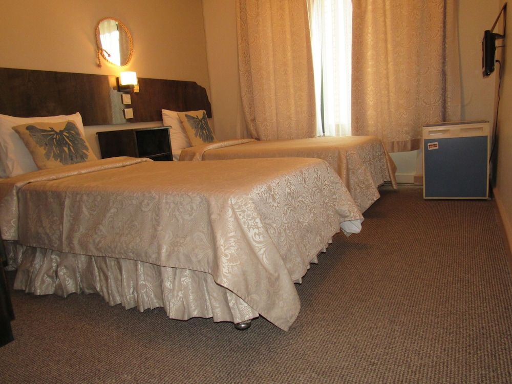 undefined Airport Inn Hotel 10