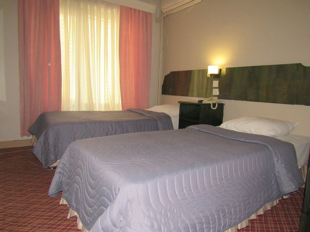 undefined Airport Inn Hotel 8