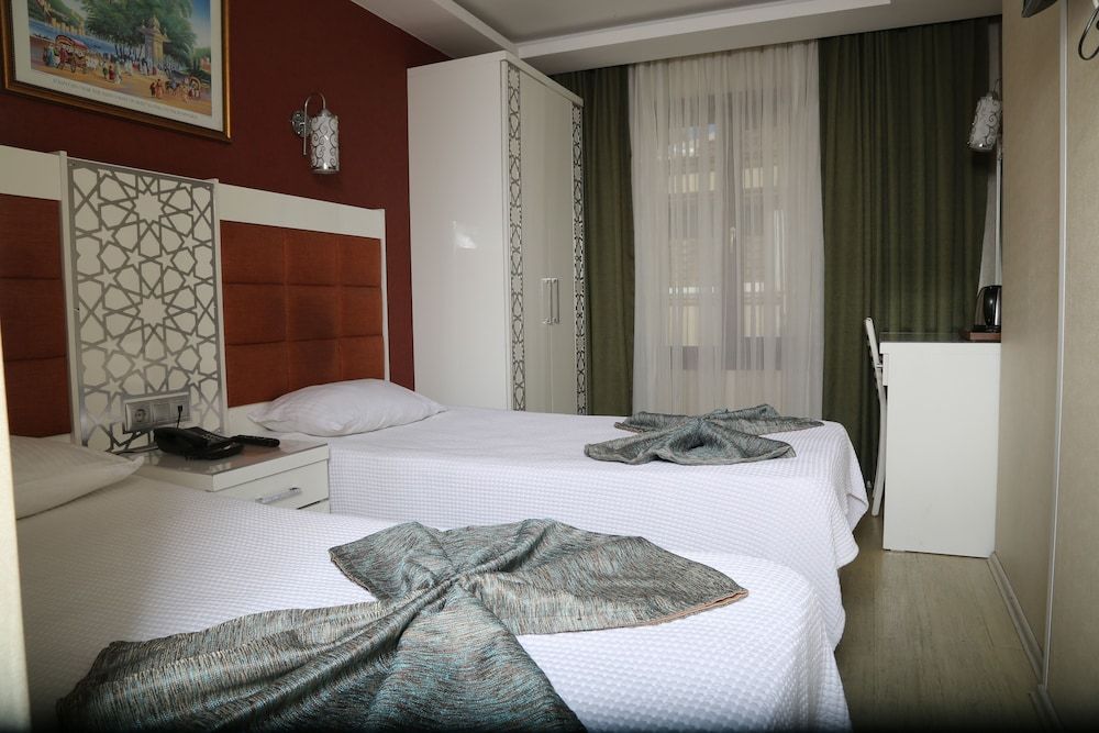 River Hotel Standard Double or Twin Room 4