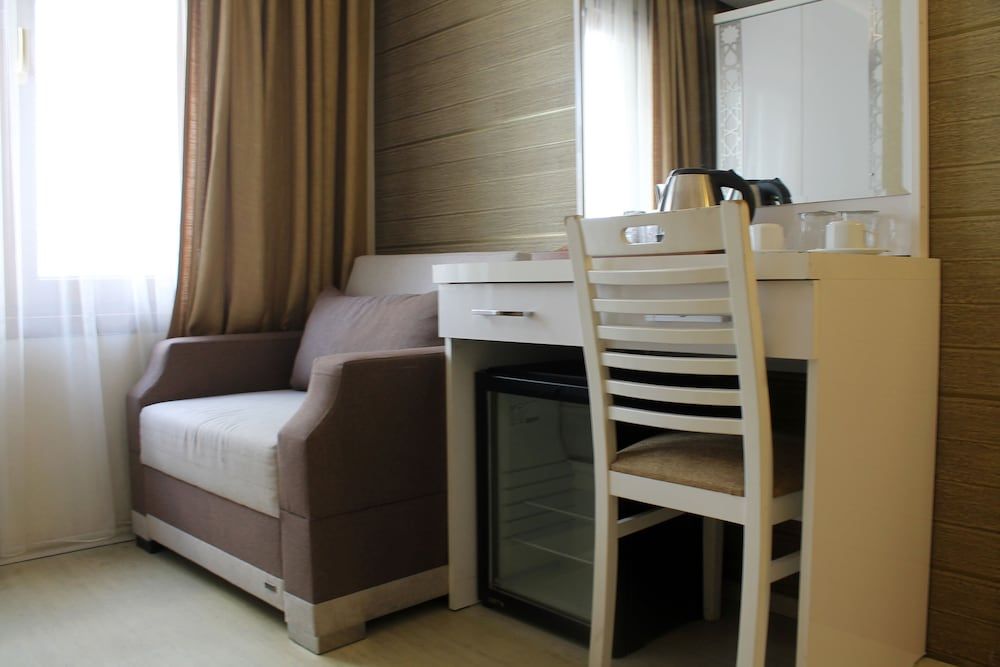 River Hotel Standard Double or Twin Room 7