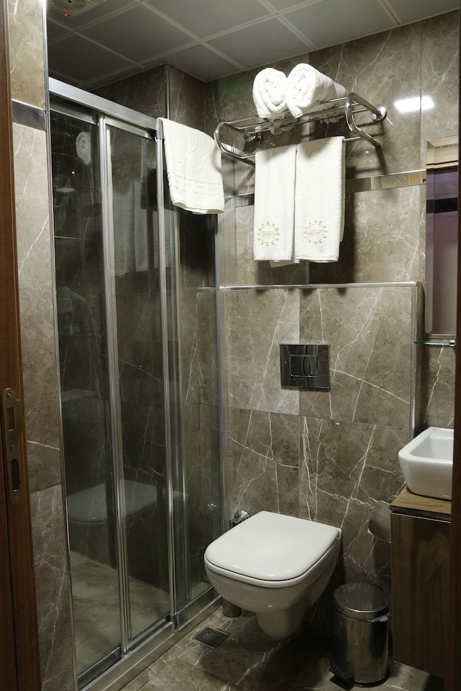 River Hotel Standard Double or Twin Room 6