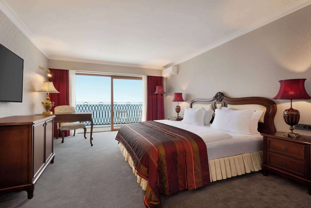 Presidential Suite, 1 King Bed, Sea View