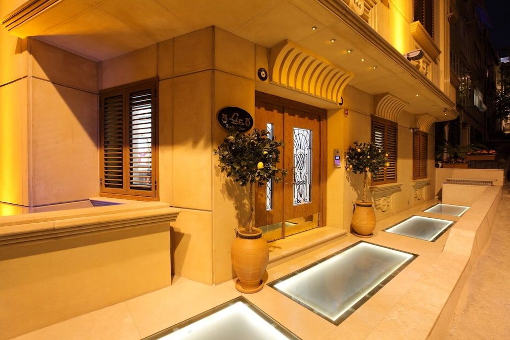 undefined Lir Residence Suites 5