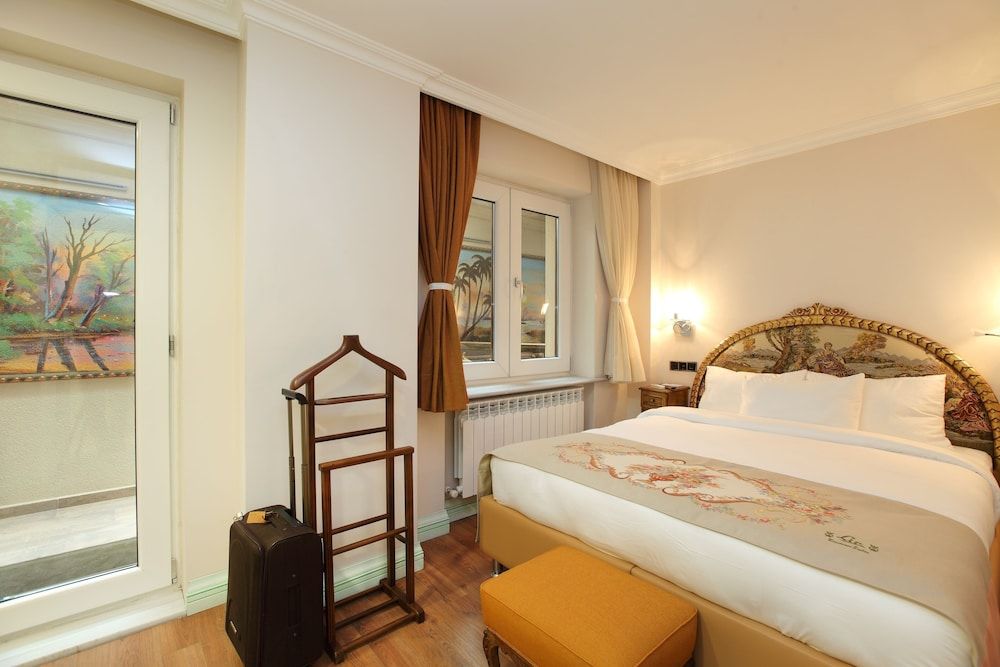 undefined Lir Residence Suites 10