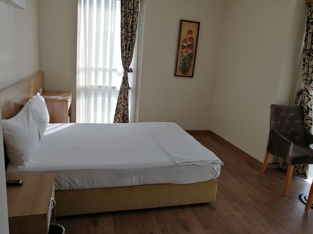 Nice Royal Otel Standard Room