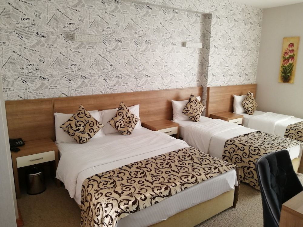 undefined Nice Royal Otel 9