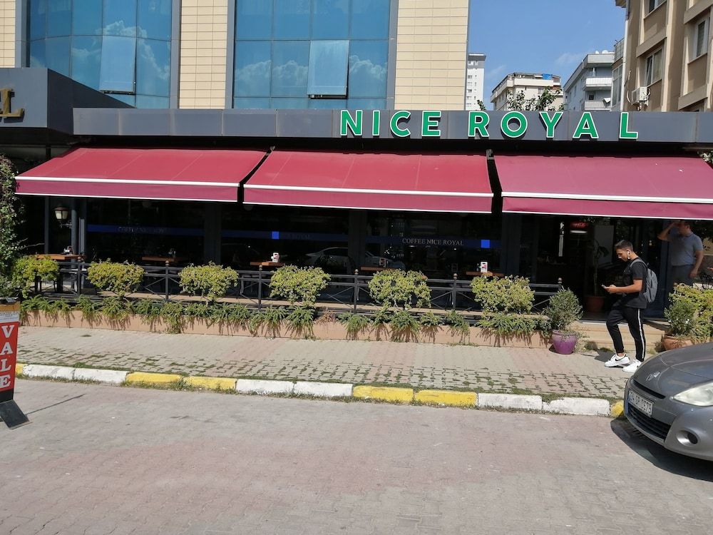 undefined Nice Royal Otel 4