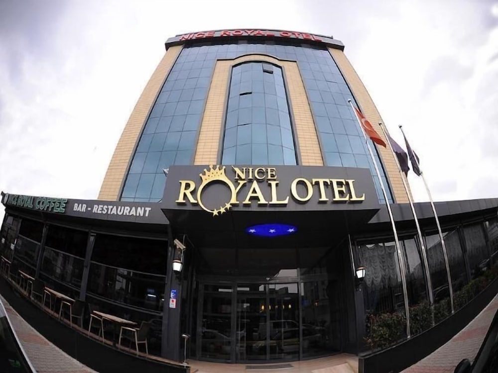 undefined Nice Royal Otel 6