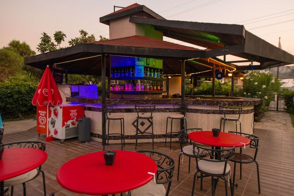 undefined Golden Moon Hotel 5