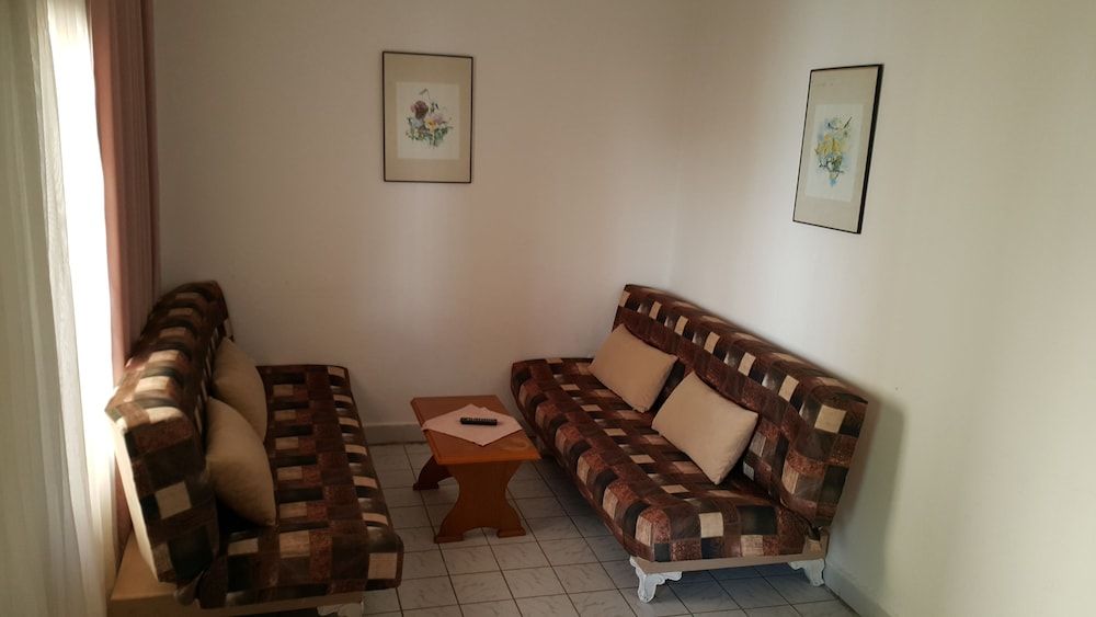 Delphin Apart Hotel Family Apartment, 1 Bedroom 7