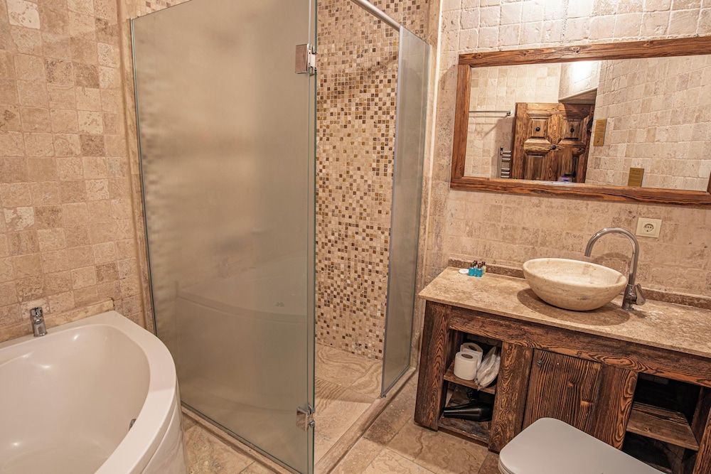 Elegance Cave Suites Deluxe Double Room 23