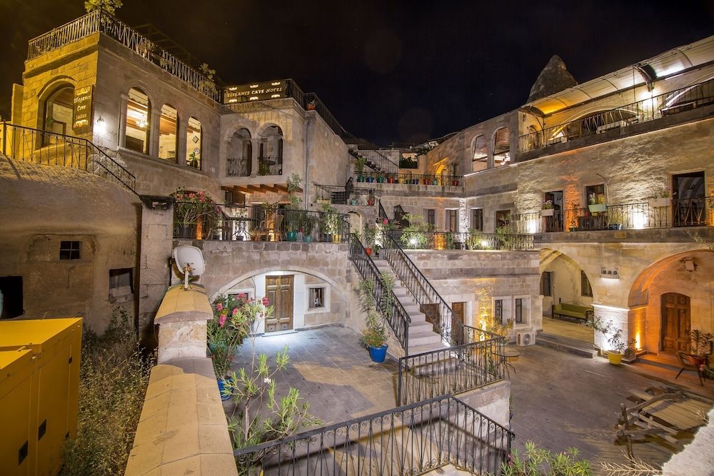 undefined Elegance Cave Suites 7