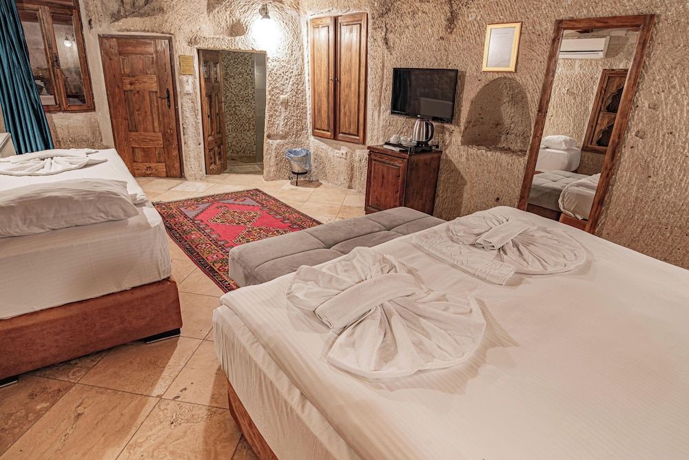 Elegance Cave Suites Standard Double Room, 1 Double Bed