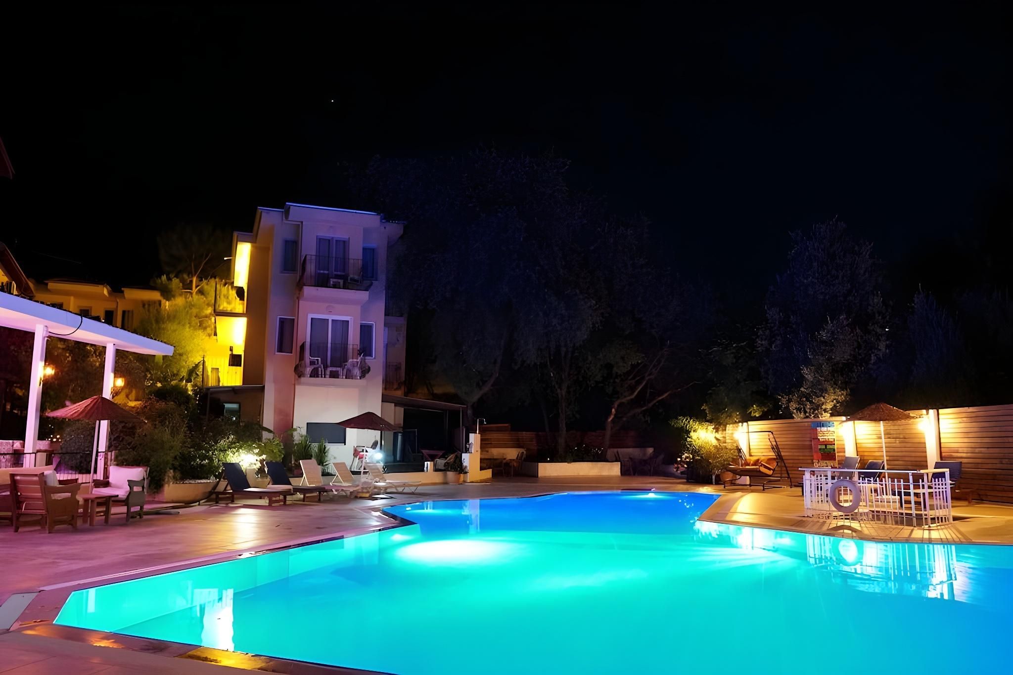 37b87df1e13546c402b8569b0077b151