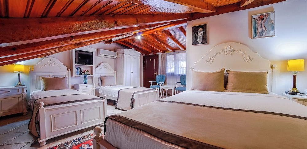 undefined La Paloma Hotel 3