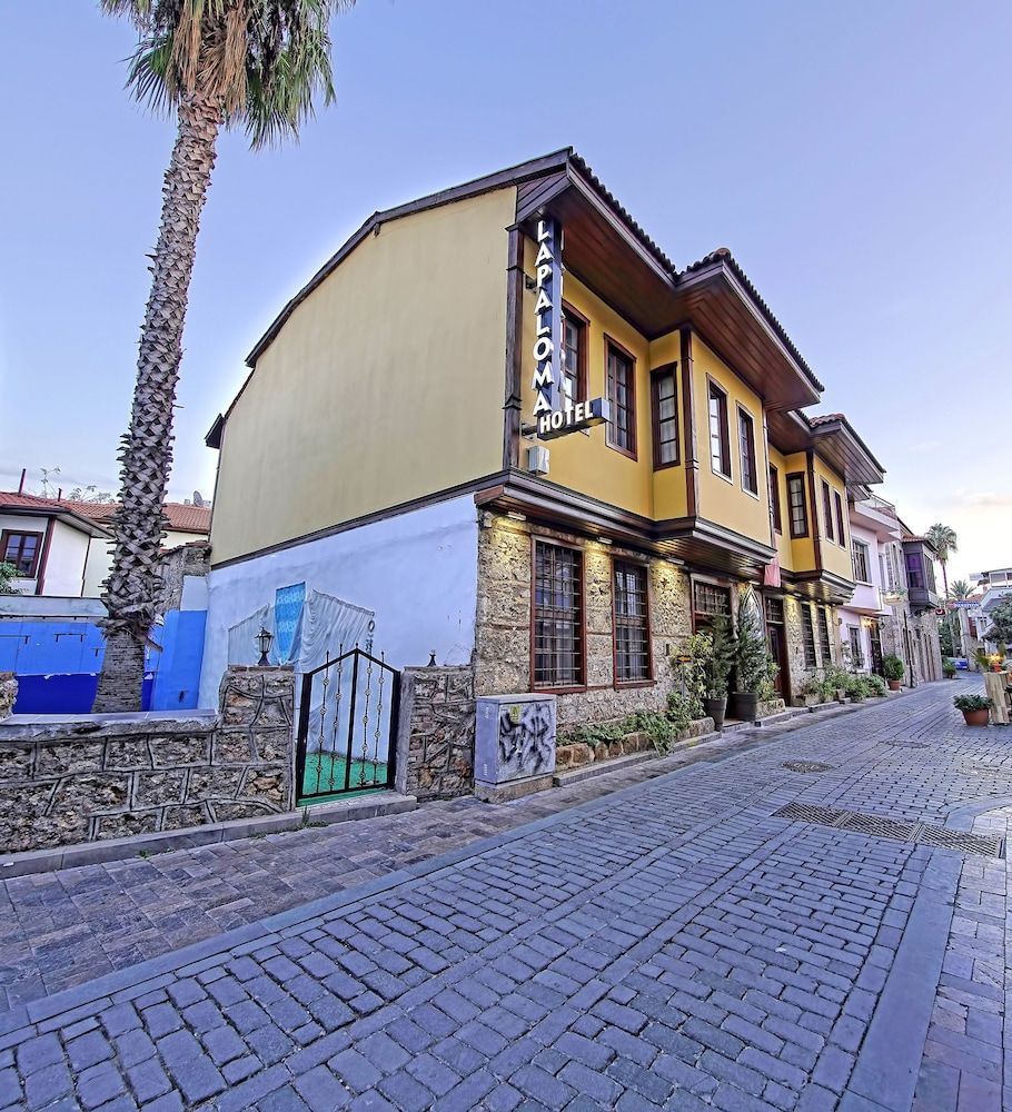 undefined La Paloma Hotel 6