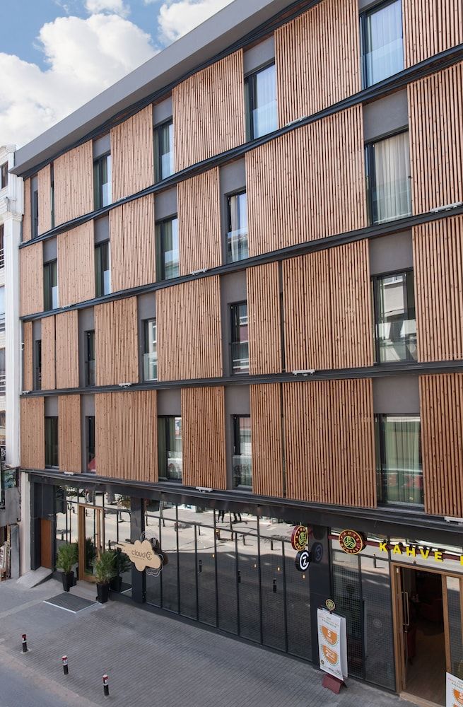 undefined Cloud7 Hotel 6