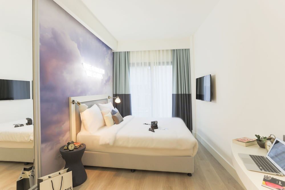 undefined Cloud7 Hotel 3