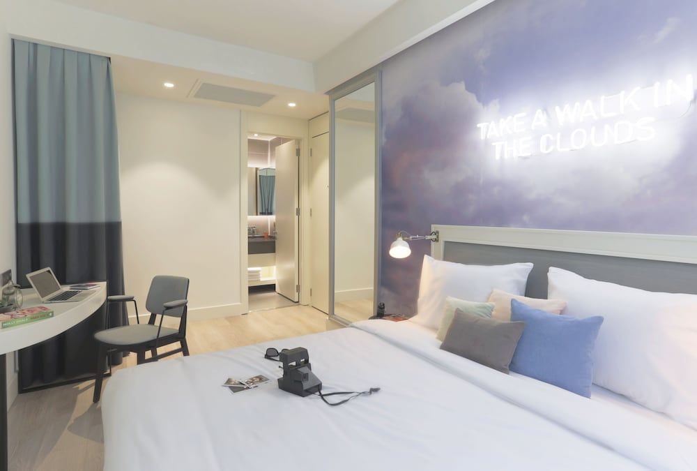 undefined Cloud7 Hotel 4