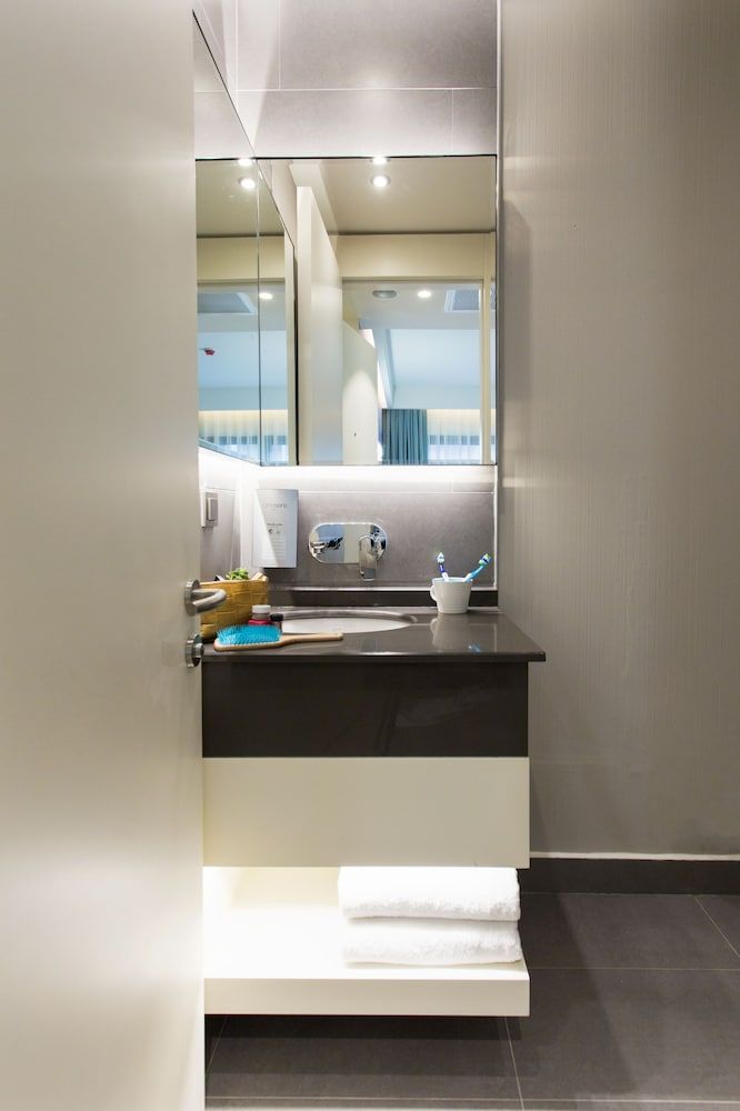 Cloud7 Hotel Puffy Queen Cloud 5