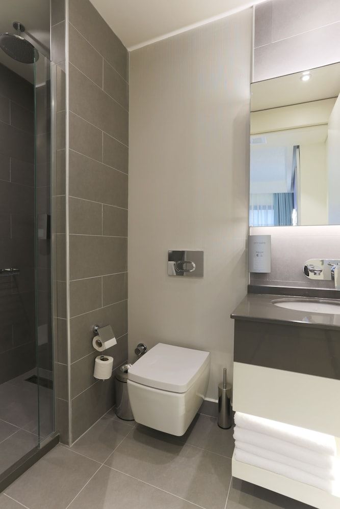 Cloud7 Hotel Puffy Queen Cloud 4