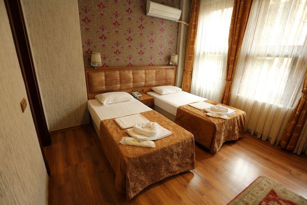Tashkonak Studio Suites Double Room, Ground Floor 9