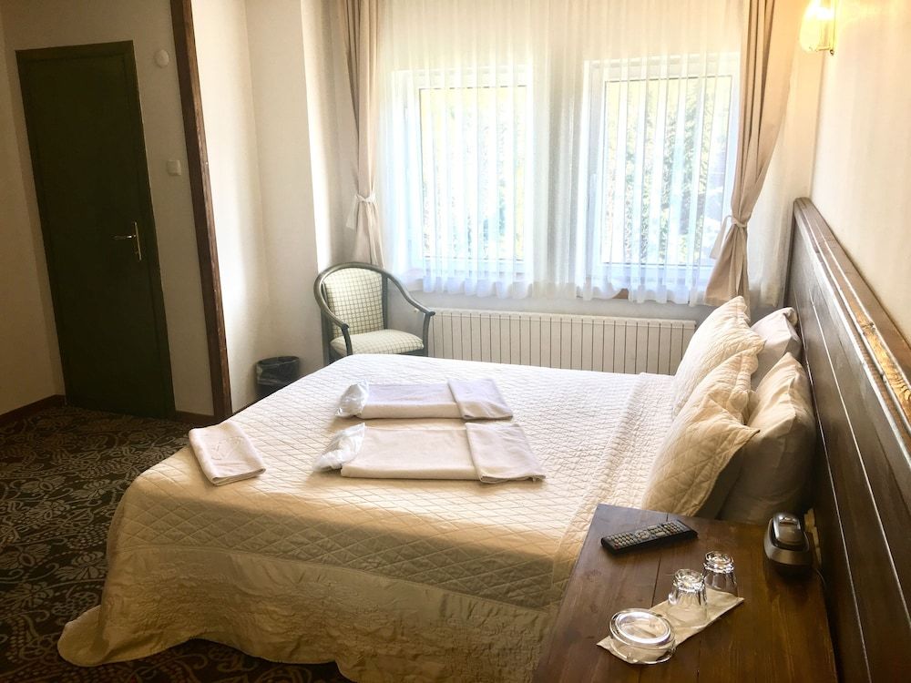 Kartaltepe Hotel Standard Double Room 3