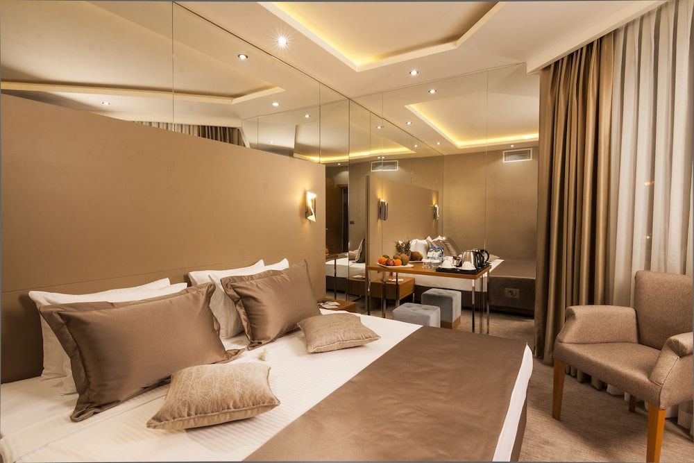 Majura Hotel Suite 2