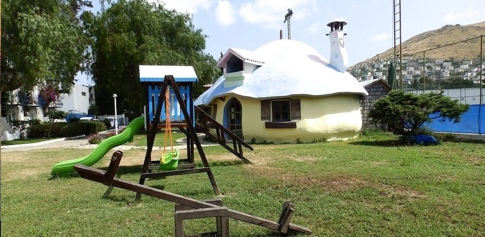 Children's Play Area