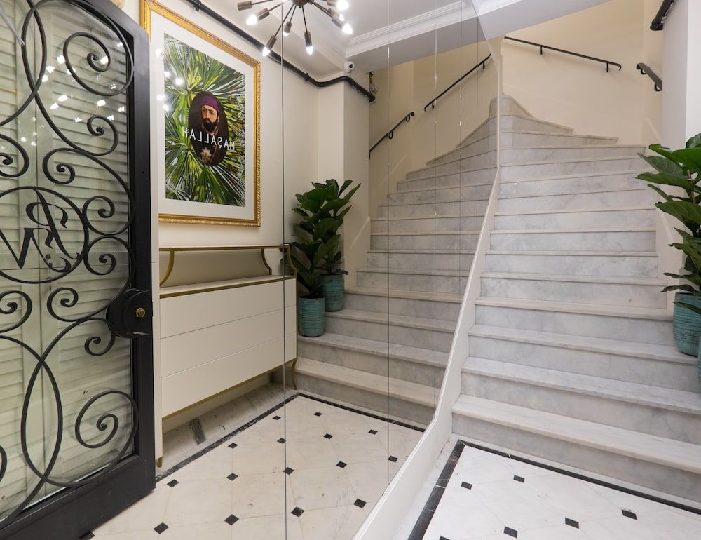 undefined Pera Neuf 9