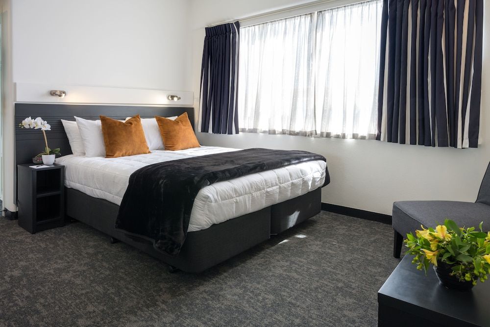 Bay Plaza Hotel Standard Double Room, 1 Queen Bed 2