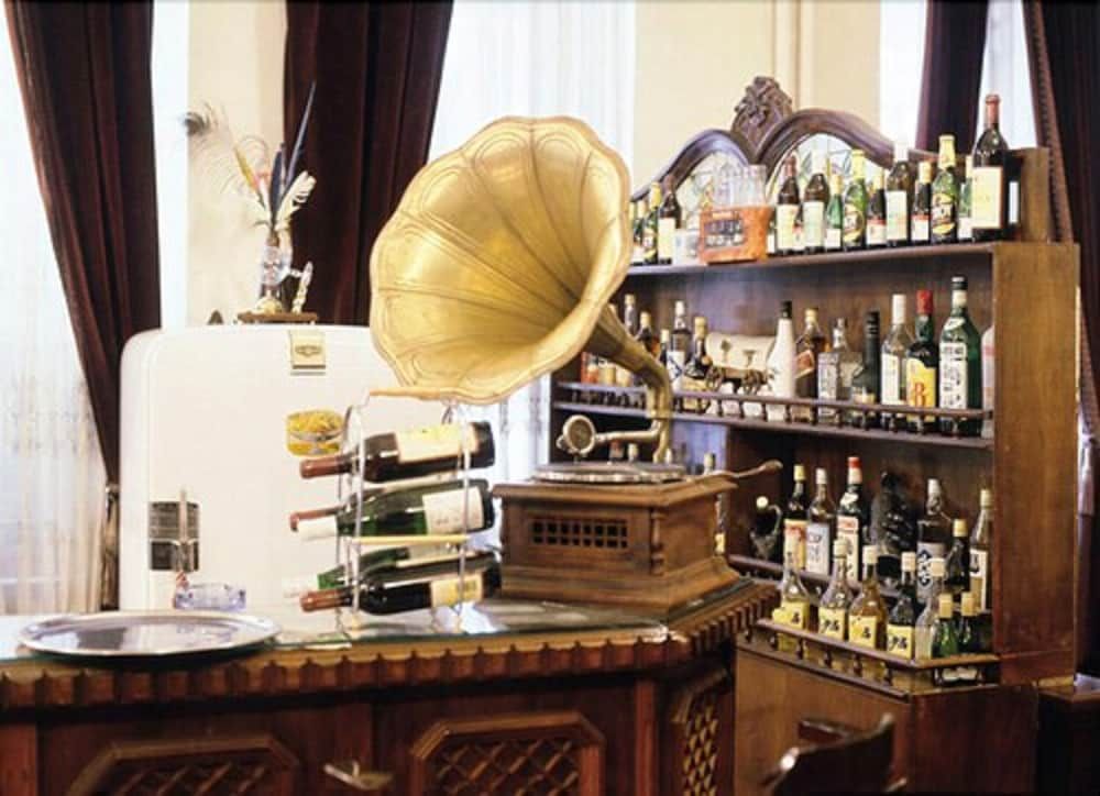 undefined Grand Hotel de Londres 9