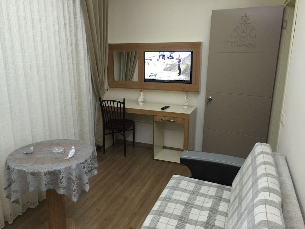 Grand Mardini Hotel Suite 10