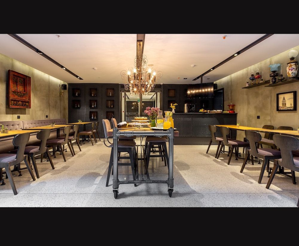 undefined Lampa Design Hotel - Special Class 9