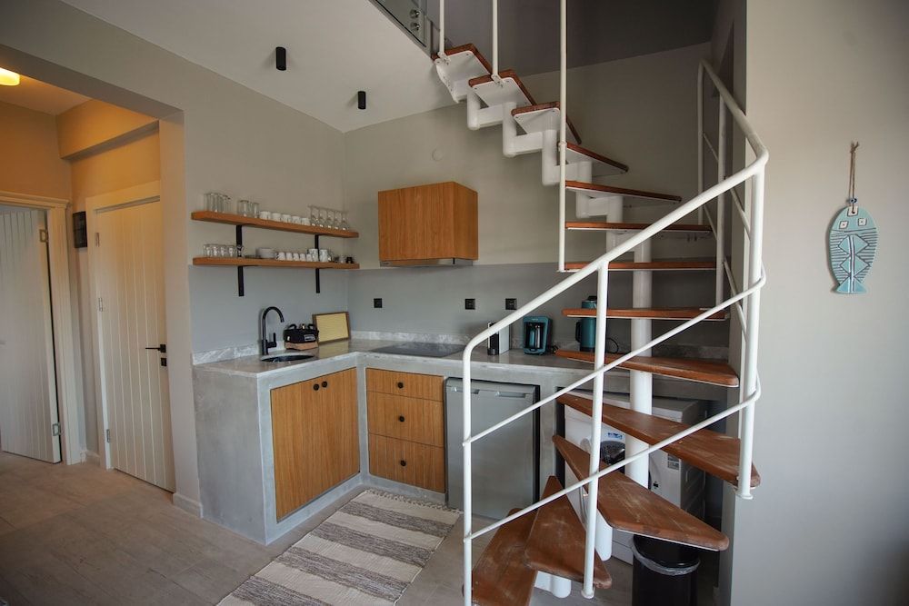 Alp Suites Mandalin Apartment, 2 Bedrooms, Partial Sea View 2