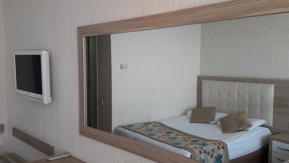 Cender Hotel Standard Double or Twin Room, 1 Bedroom, Balcony, Sea View 5