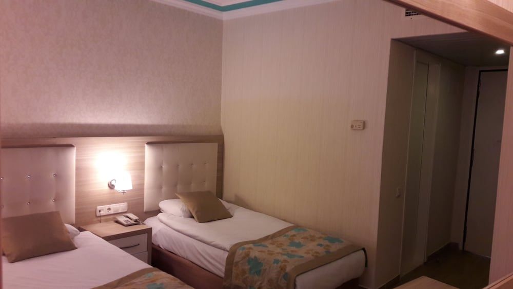 Cender Hotel Standard Double or Twin Room, 1 Bedroom, Balcony, Sea View 4