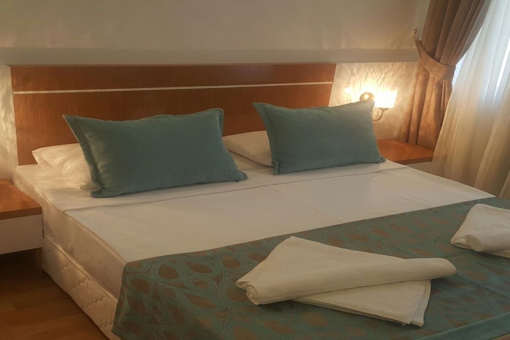 Esperanza Hotel Standard Double Room Single Use 10