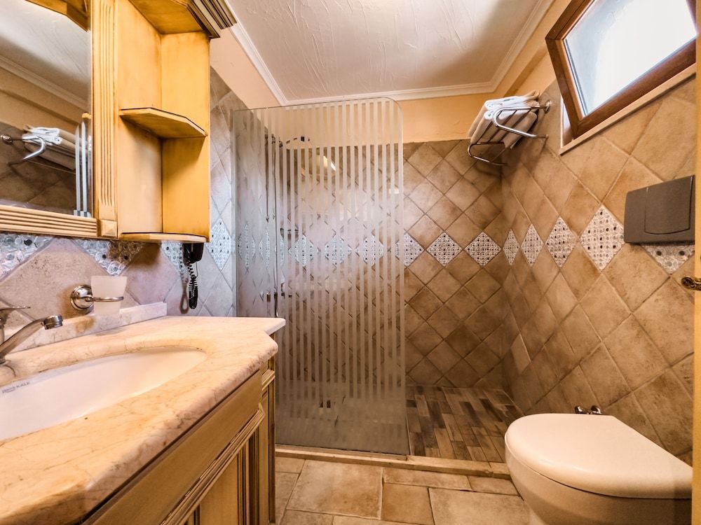 The Olive Tree Studios - Adults Only Standard Double or Twin Room 5