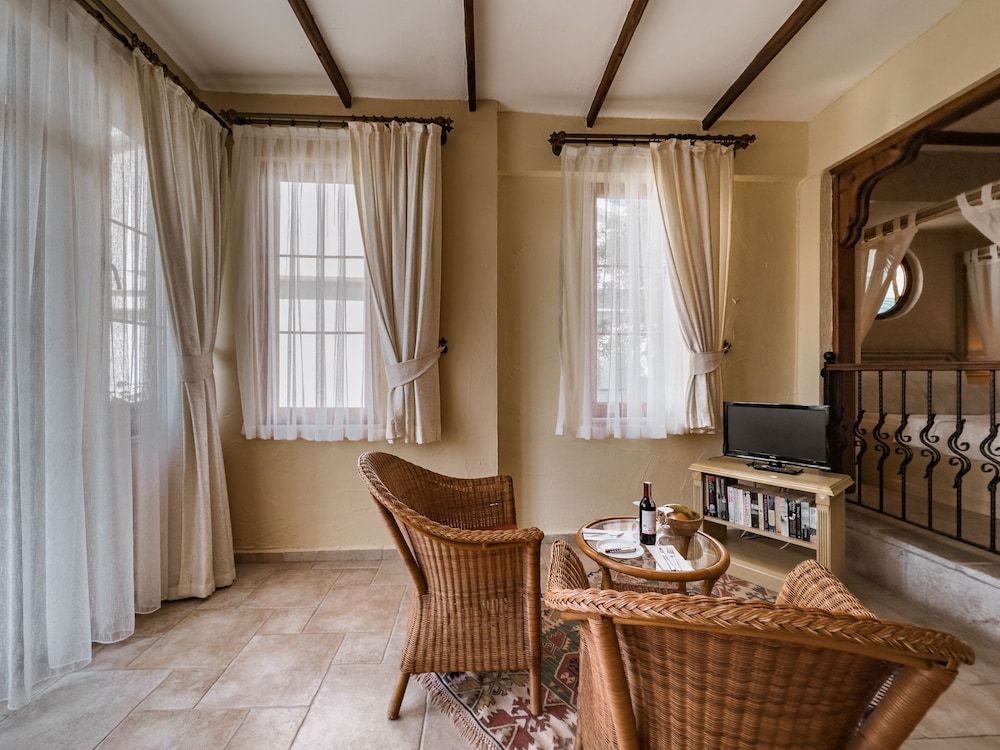 The Olive Tree Studios - Adults Only Standard Double or Twin Room 6