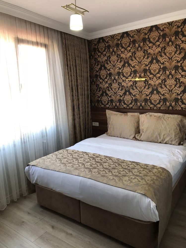 undefined Senturkler Suite 5