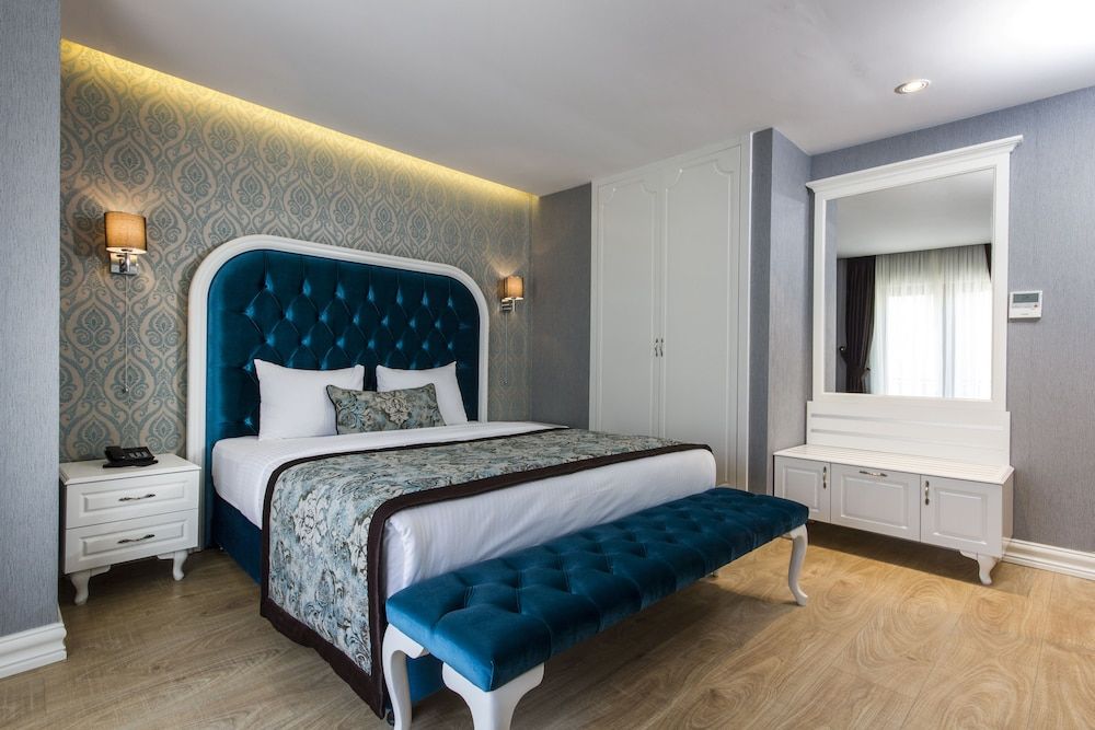 undefined Dencity Hotel