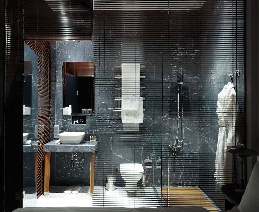 Georges Hotel Galata Deluxe Double Room 9