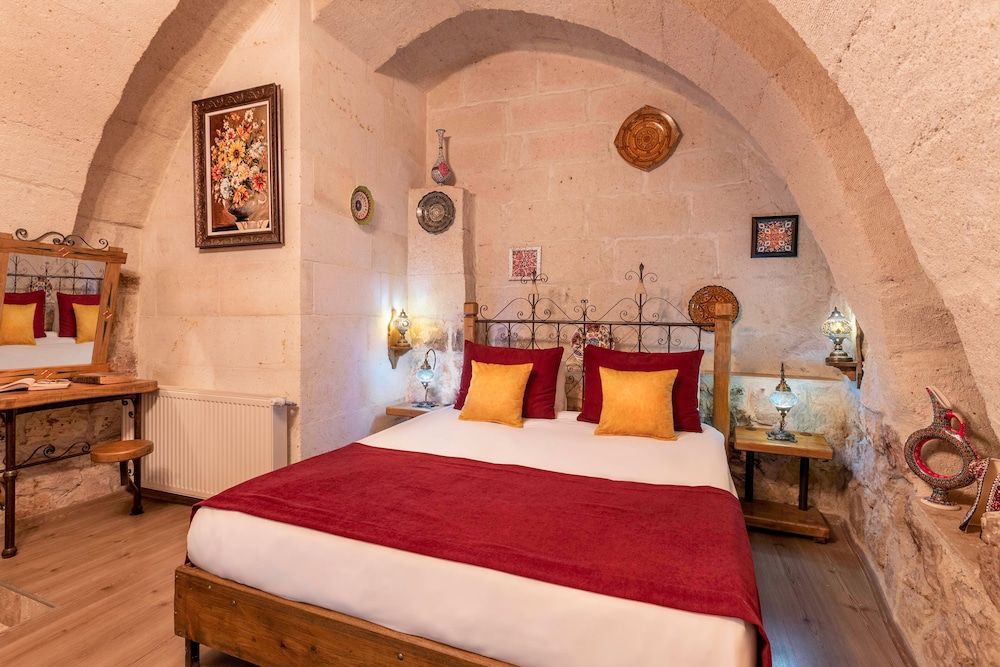 undefined Maron Stone House 10