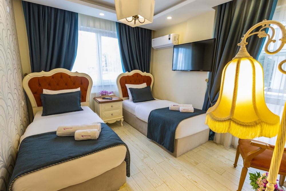 undefined Andalouse Suite Hotel