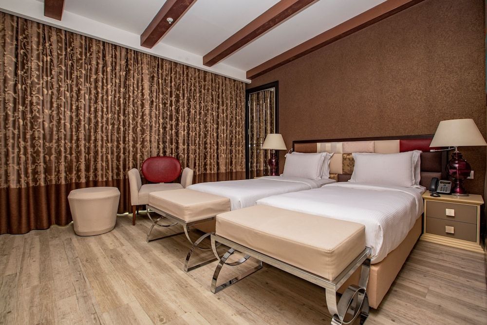 The Elysium Taksim Deluxe Twin Room