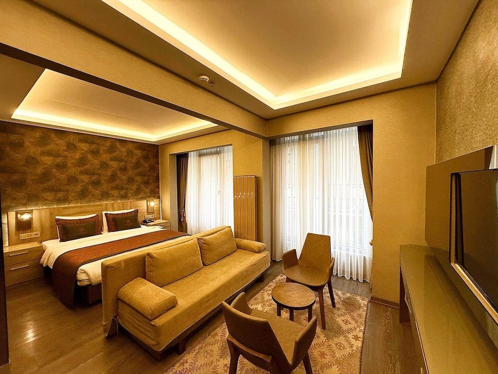 undefined Ayramin Deluxe Hotel 10